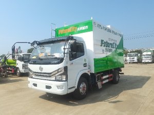 東風(fēng)3308軸距吸污凈化車(chē)